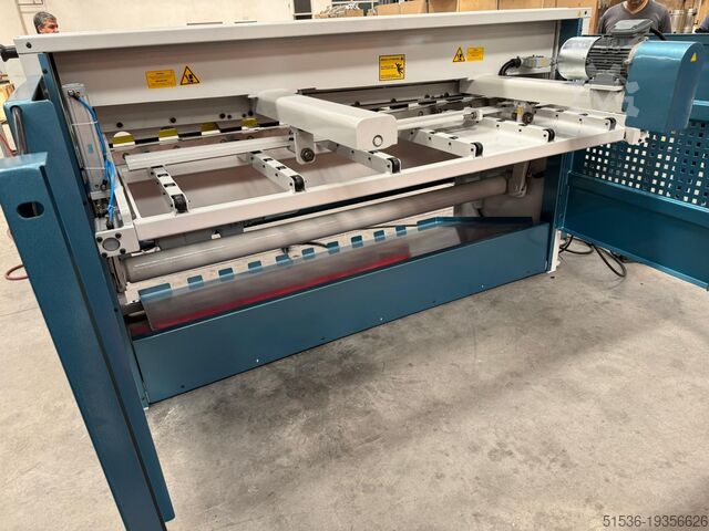 Motordriven plåtsax inkl. EXTRAS H.M. Maschinen GmbH SBS 2100 x 4