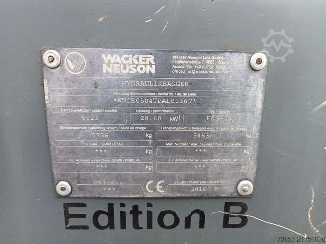 Minirypadlo < 7t Wacker Neuson 50Z3 with 3 excavator buckets