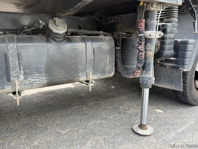 Pick-up varevogn Fuso 3C13 Pritsche 2.85m Heckladekran 3xhydr. 1xmech.