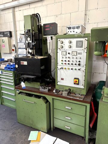 Električno pražnjenje mašina WALTER HW 102