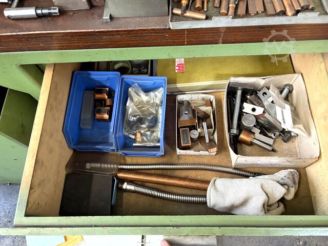 Električno pražnjenje mašina WALTER HW 102