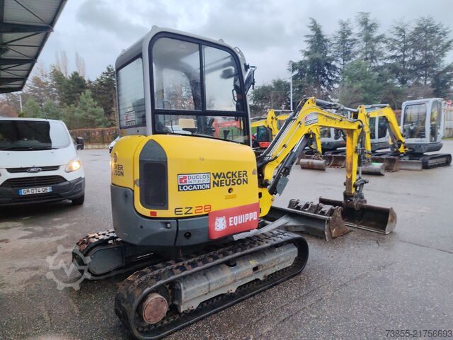 Minigraafmachine < 7t Wacker Neuson EZ28 with 3 excavator buckets