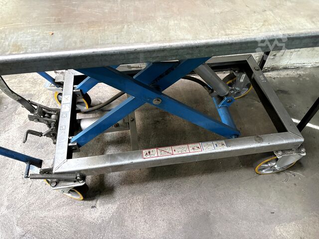 Partia wózków platformowych z regulacją wysokości Platform Carts Height-adjustable