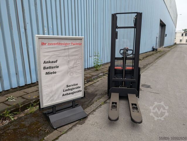 Stohovač palet BT SWE140L // Duplex // UVV // Elektro