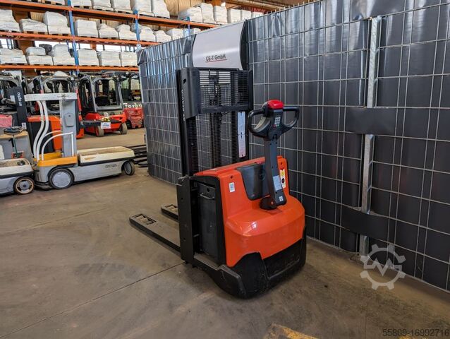 Carretilla elevadora BT SWE 200 D // UVV // Baugleiche Geräte verfügbar