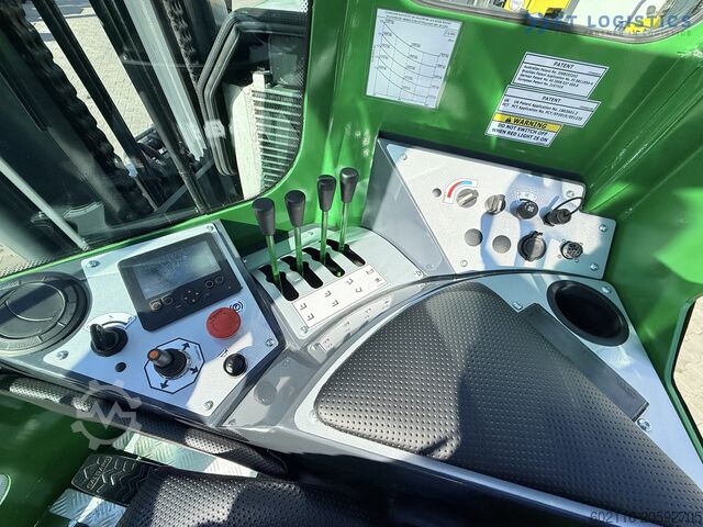 Four-way forklift Combilift C4500 DIESEL 4900 TRIPLEX FREE-LIFT TOP1