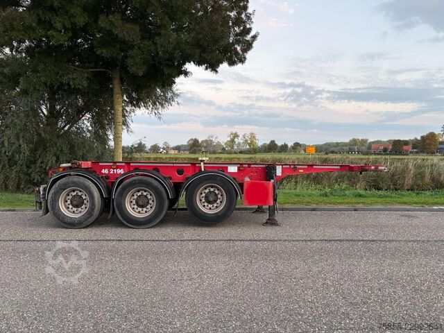 Fliegl SDS 20FT (cisterna) / Daño - Grieta en la suspensión / Frenos de disco BPW LT4785 Fliegl SDS 20FT (Tank) / Damage - Crack at Suspension ...