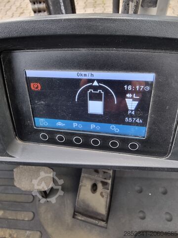 Viljuљkar GABELSTAPLER Jungheinrich EFG215