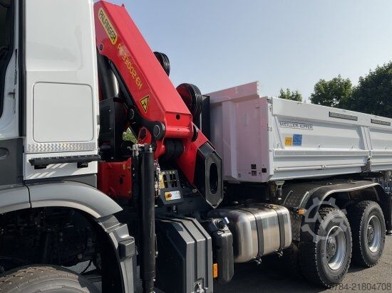 Autocamion basculant tridirecțional MERCEDES-BENZ AROCS 3351 AK 6X6  3-S-KIPPER BORDMATIK,  PALFINGERKRAN, NEU, MIETKAUF MGL