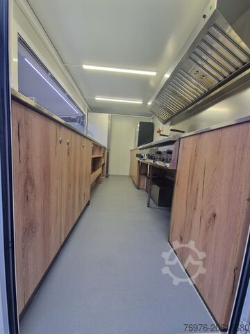 Camionnette de vente, food truck, snack truck Iveco Food Truck, Imbisswagen, Küche ist Neu