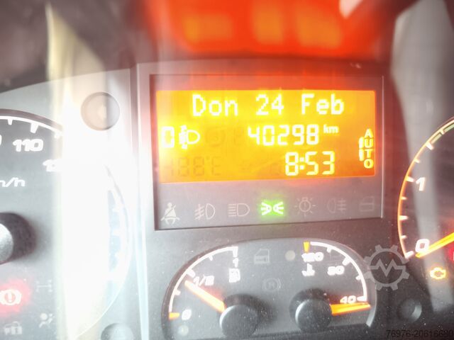 Camionnette de vente, food truck, snack truck Iveco Food Truck, Imbisswagen, Küche ist Neu