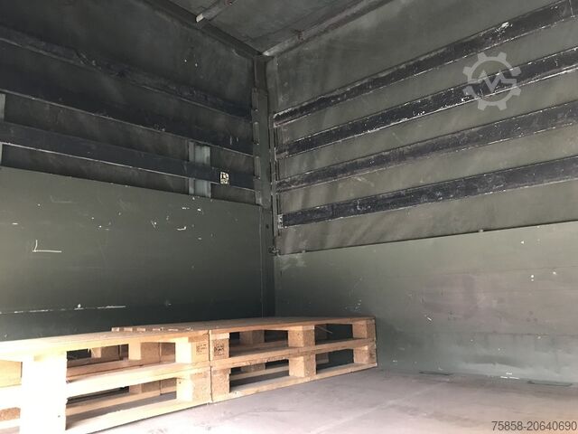 Remolque con plataforma y lona SCHMITZ 3Achser Bundeswehr mit HU+SP TOP Zustand