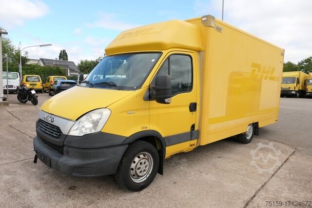 Transporter mit Koffer iveco Daily 35 S11 C30C AUTOMATIK Regale LUFT - EURO 5 - CoC