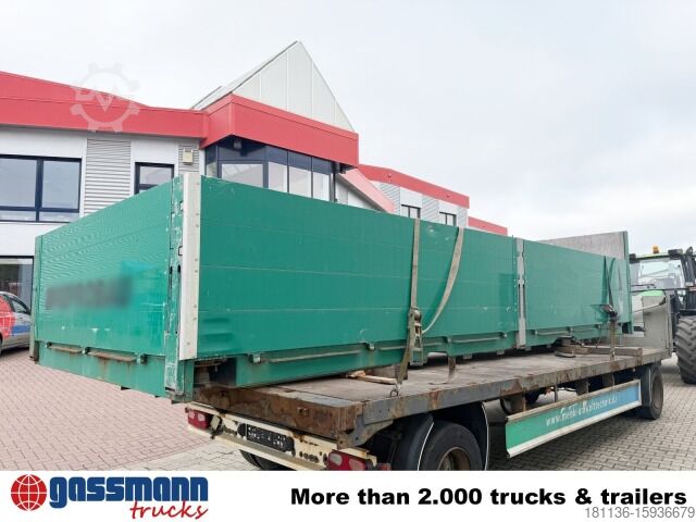 LKW mit Pritsche (offen)  Pritschenaufbau mit Platz für Kranmontage