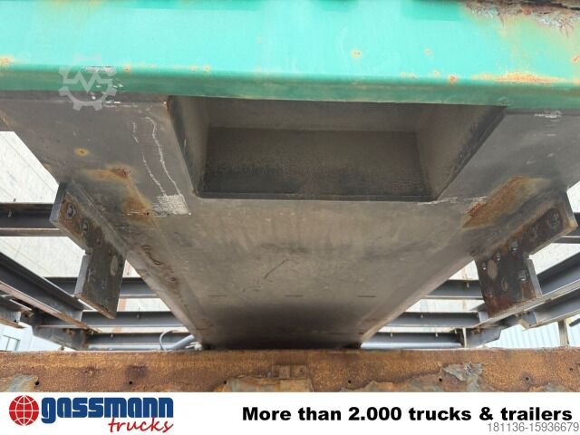 LKW mit Pritsche (offen)  Pritschenaufbau mit Platz für Kranmontage