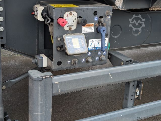 Naczepa wywrotka STAS HardoX Stahl 86 m³, Liftachse, ALCOA, Unfaller