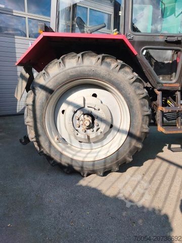 Traktor BELARUS MTS 572