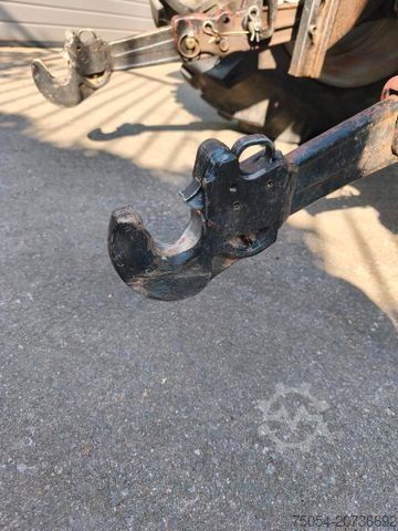 Traktor BELARUS MTS 572