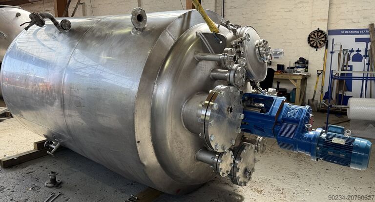 Used PSV Fabrication Ltd approximately 4,000 litre stainless steel vertical reactor PSV 4000 Litre