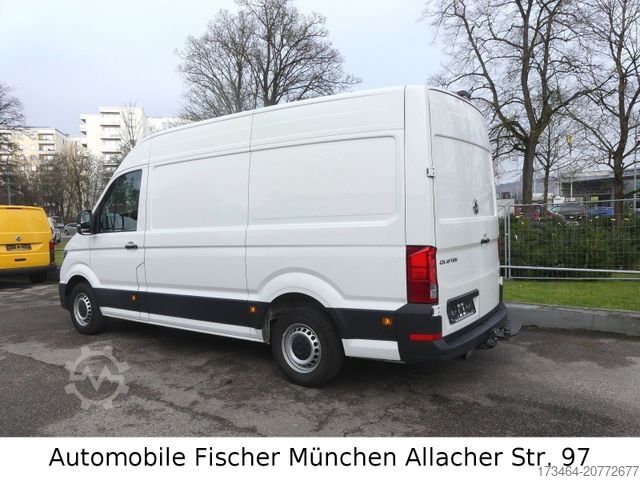 High top van VOLKSWAGEN Crafter Kasten 35 mittellang HochdachAHK Sortimo