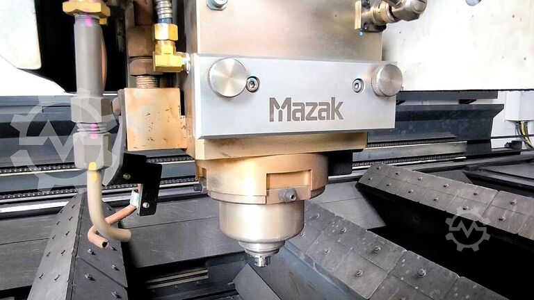 Laserschneidmaschine Großformat Mazak Optiplex Nexus 3015 Fiber 2,0 KW