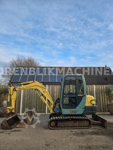 Minigraafmachine YANMAR B27 3X LOFFEL