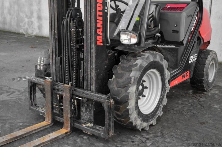 Heftruck Manitou MC 25-4