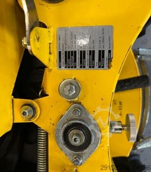 Op afstand bedienbare zelfrijdende grasmaaier Spider MINI II 4X4 / KOSIARKA STEROWANA PILOTEM