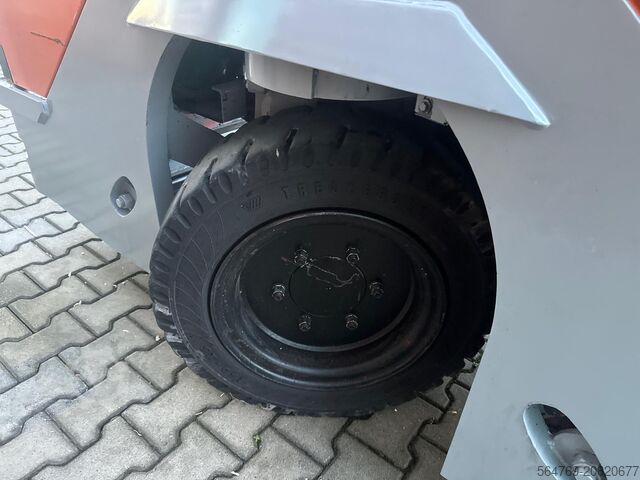 τετραπλής κατεύθυνσης περονοφόρο όχημα Hubtex DQ45 / 4500 kg/ Triplex /Only 3309 h