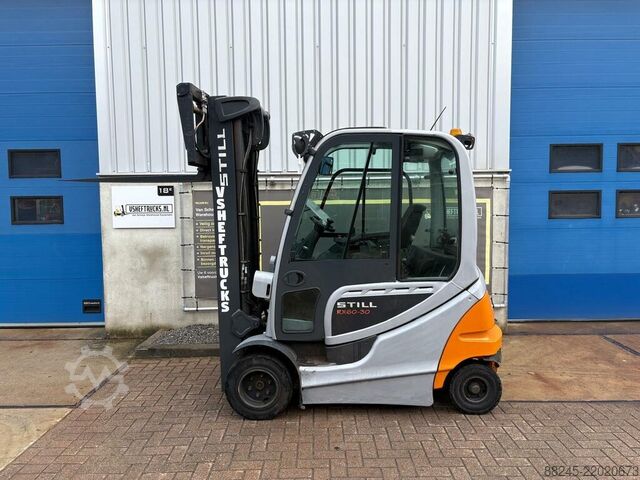 VS-22911 Elektrisk triplex gaffeltruck Still RX60-30 STILL RX60-30