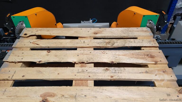 Máquina de produção de paletes CAPE M2Y BRANDING MODULE + CORNER CUT MODULE