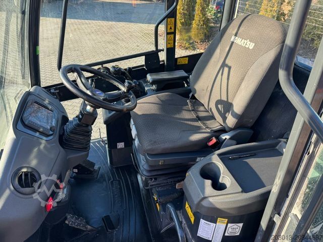 Utovarivač na točkovima KOMATSU WA 100M-8E0 Radlader 8 Ton - 3931 H - 0,75m³