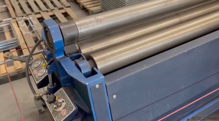 Hidráulico máquina dobladora de cuatro rodillos MG 2050 x 4 / 2 mm CNC