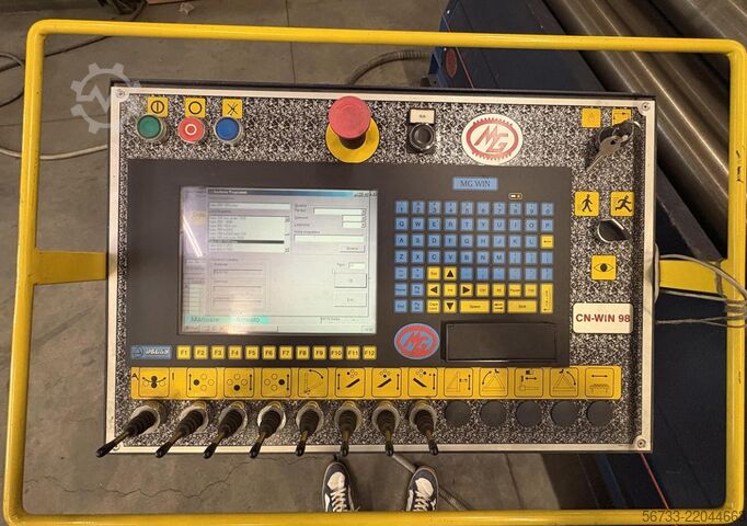 Hidráulico máquina dobladora de cuatro rodillos MG 2050 x 4 / 2 mm CNC