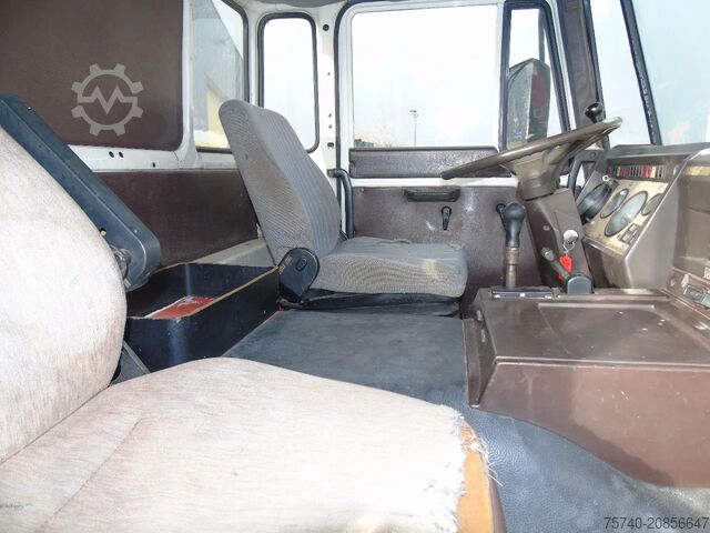 Vrachtwagen met kraan DAF 1900 + hiab 190 5x EXT + 3side tipper + 4x4 + W...