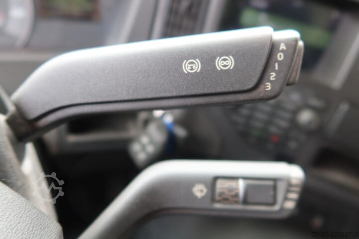 Sklápěč Volvo FM-X 420