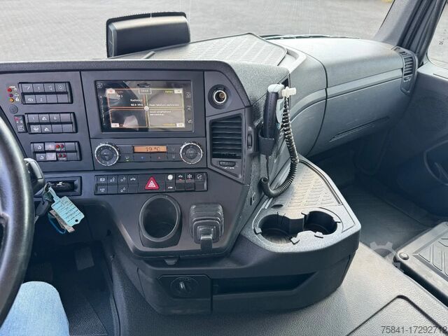 Sistema de brazo de gancho Mercedes-Benz AROCS 3253  8x4 HMF 3220 K-6 + JOAB Haakarmsysteem