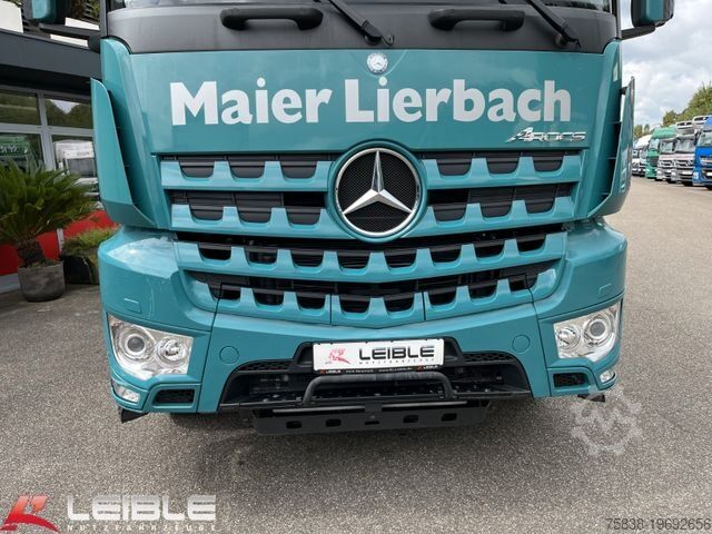 Grue montée sur camion MERCEDES-BENZ Arocs 2653 6x4HAD*HIAB Kran*Hultdins Greifer*AP*