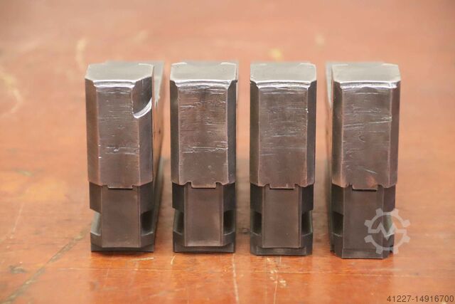 Verwisselbare klauwplaat met vier bekken unbekannt Breite 32 mm