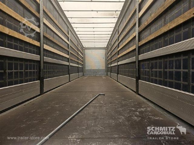 Open semitrailer with tarp Schmitz Cargobull Semitrailer Curtainsider Mega