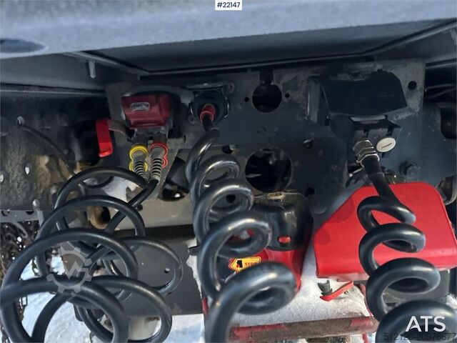 Rimorchio della piattaforma MAN DAF XF 530