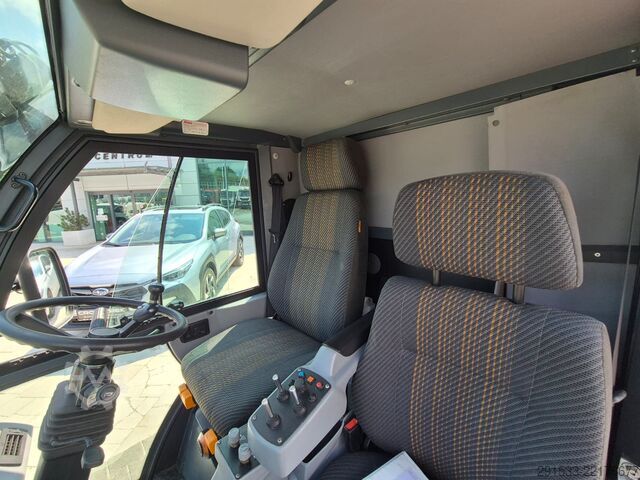 Yol süpürme aracı Hako Citymaster 2200