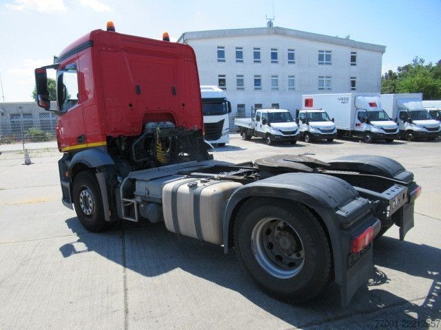 Standaard trekker Mercedes-Benz 1840 Antos