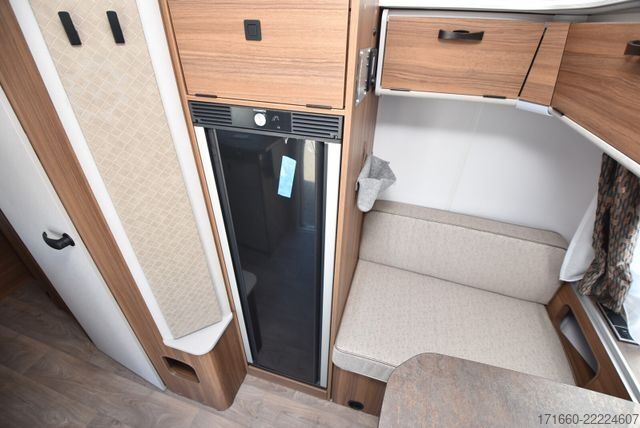 Caravan HYMER/ERIBA Eriba Touring 630 1600kg, Combi 4E, Bodentemp.