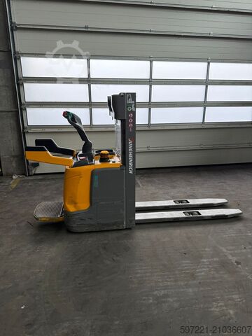 Palletstapelaars Jungheinrich ERC 214 KP Lithium