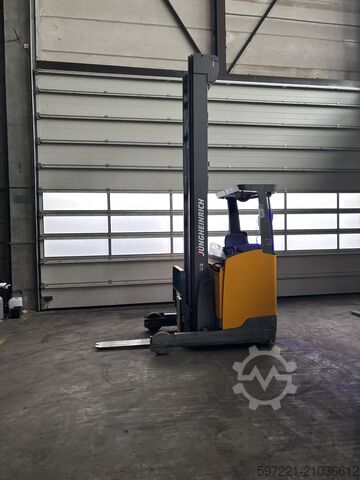 Carretillas retráctiles Jungheinrich ETV 216 Lithium