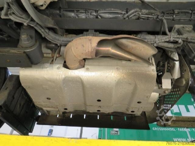 Samochód ciężarowy typu furgon MERCEDES-BENZ 1824 L Koffer 7.2 Seitentür  LBW 2t Kamera