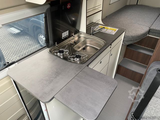 Karavan PÖSSL Summit Prime 640 | Automatik | Rühl Leder |