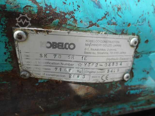 Mini-escavadora Kobelco SK 70 SR-1E ( 7.400kg )
