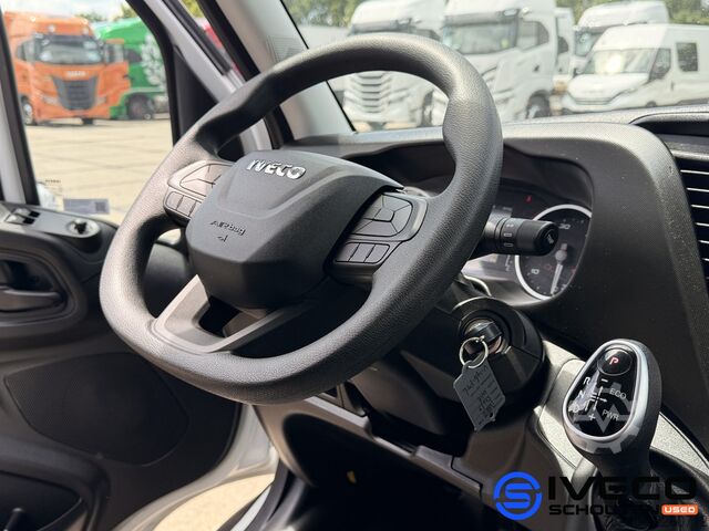 Kombi med högt tak Iveco Daily 35S16V A8 2.3L 160pk - Automaat - W3520L ...